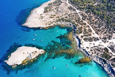 Голубая лагуна Кипра