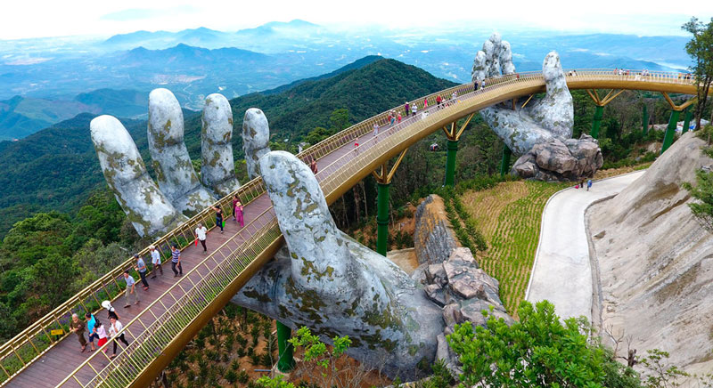 7 удивительных мостов в мире, которые кажутся нереальными