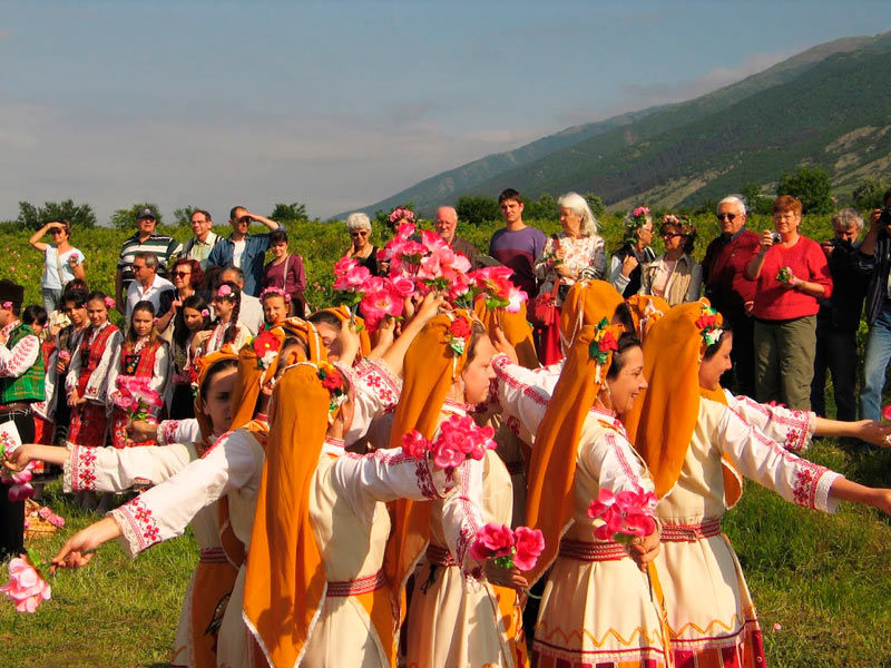 фестиваль роз Болгария