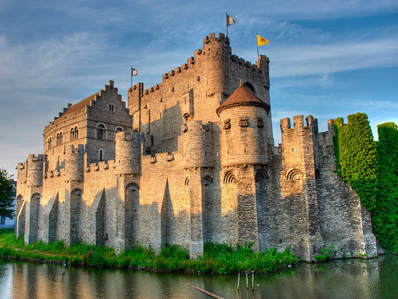 Замок графов Фландрии