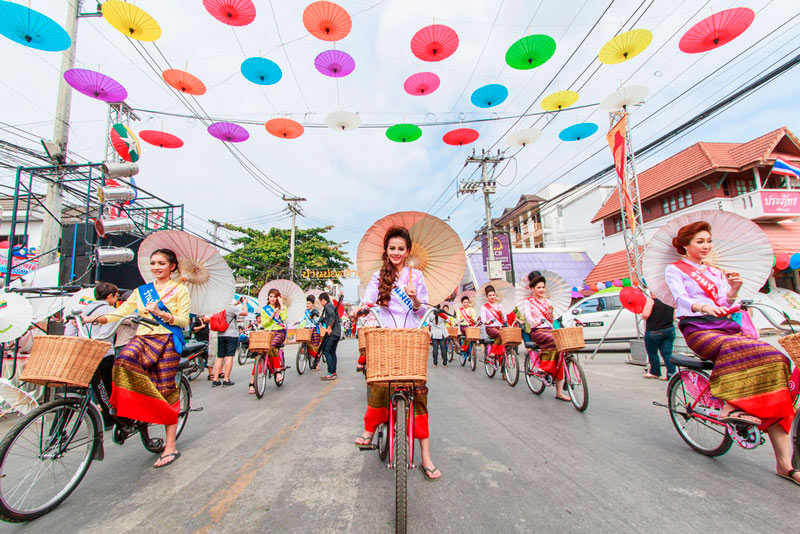 фестиваль зонтиков тайланд